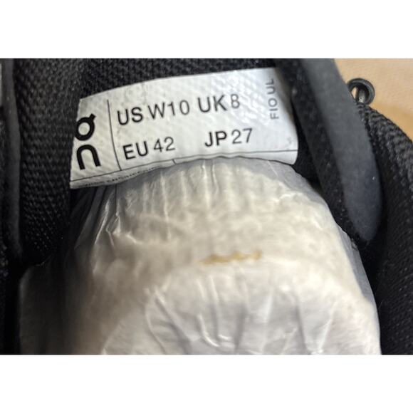 NEW On Cloud 5 Womens Sz 10 All Black Running Shoes Swiss Engineering - Picture 3 of 6